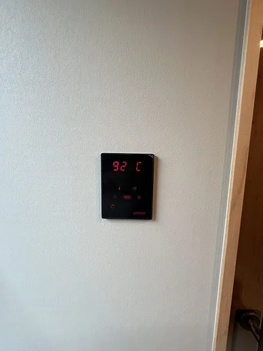 Harviaデジタルコントロールパネル、92℃表示